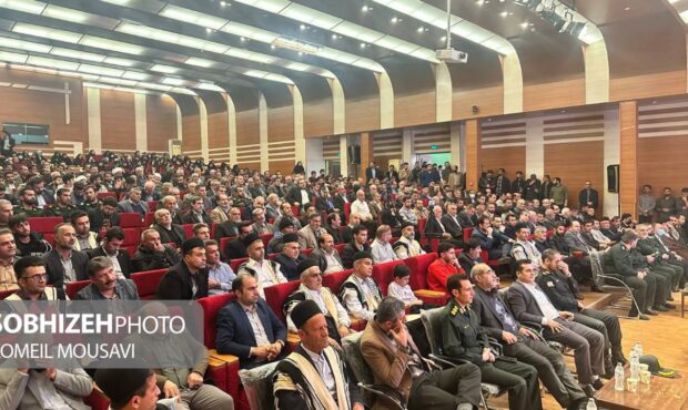 مراسم گرامیداشت روز شهرستان ایذه با حضور سردار سلیمانی و مسئولین شهرستان