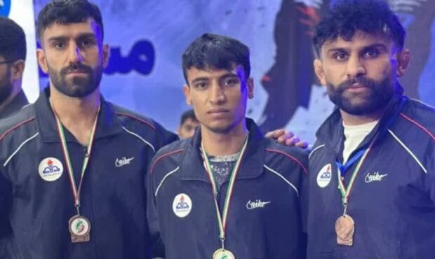 افتخارآفرینی بوکسورهای ایذه در مسابقات حصر آبادان